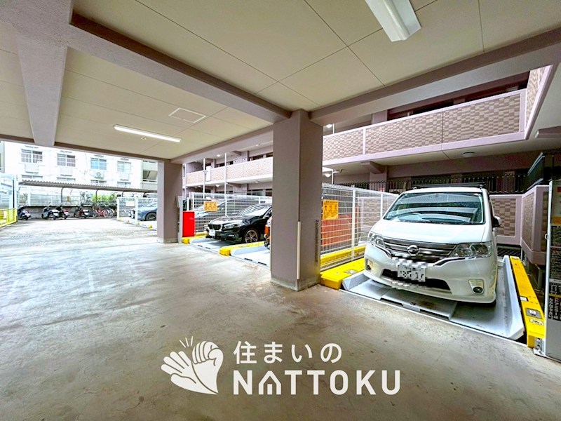 メロディーハイム牧野公園弐番館 共用部写真（駐車場）