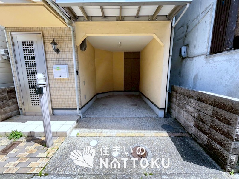 枚方市野村中町 現地写真（駐車場）