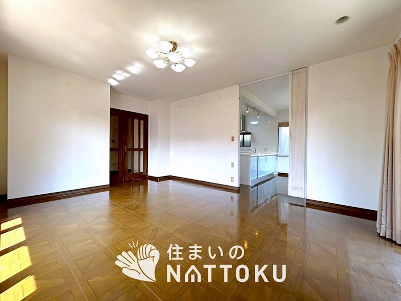 枚方市藤阪元町 内観写真（リビング）