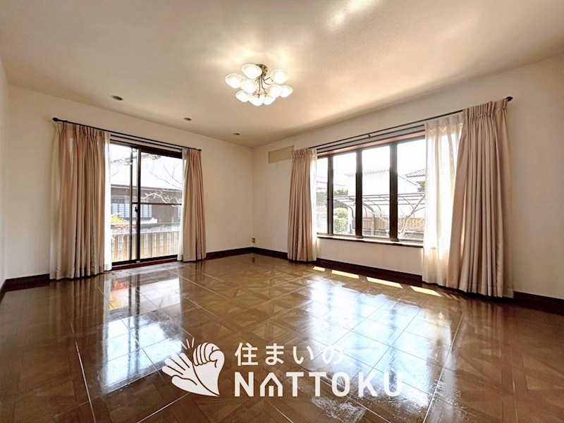 枚方市藤阪元町 内観写真（リビング）