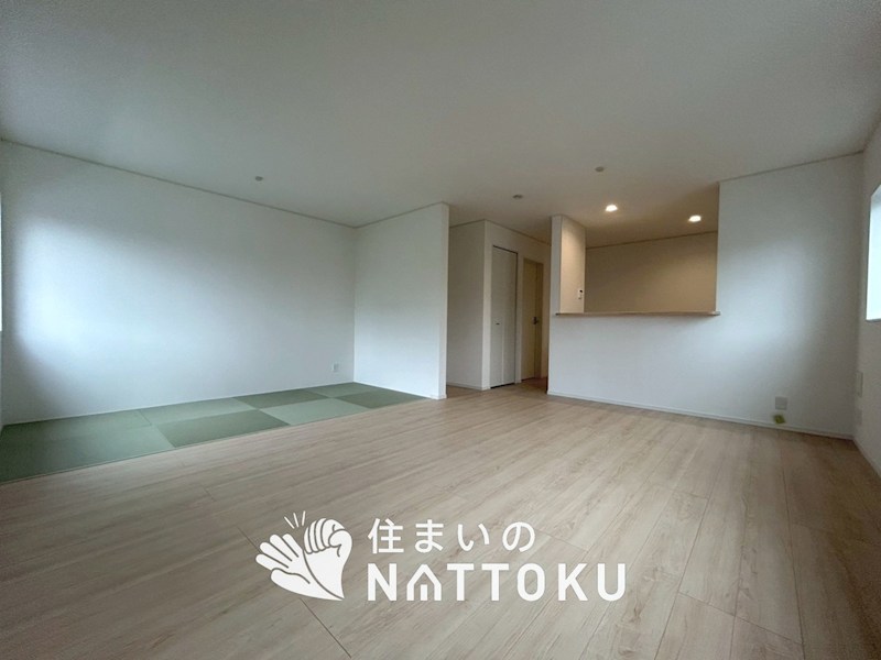 八尾市曙川東　第4期　4号地 内観写真（リビング）