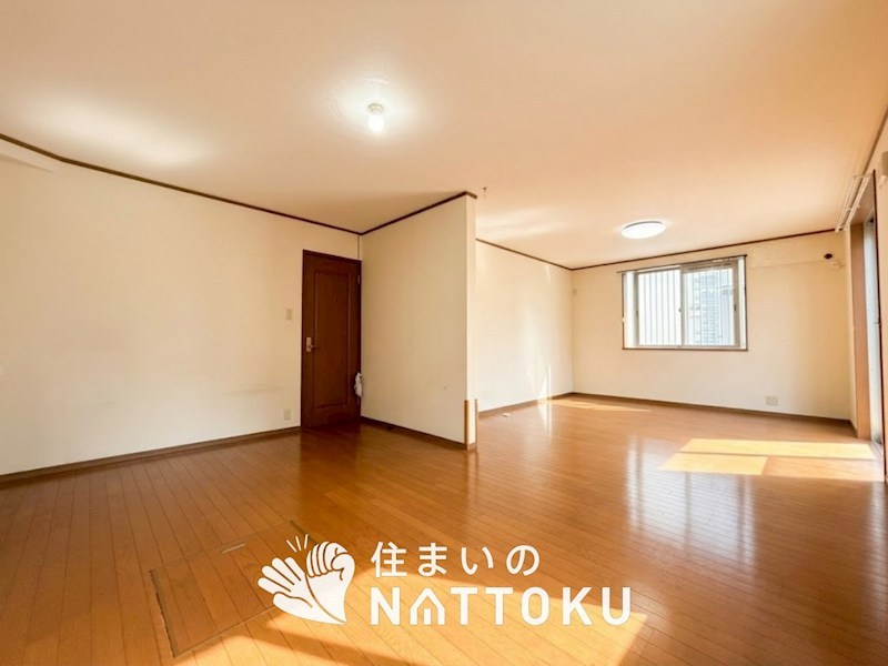 枚方市大峰南町 内観写真（リビング）