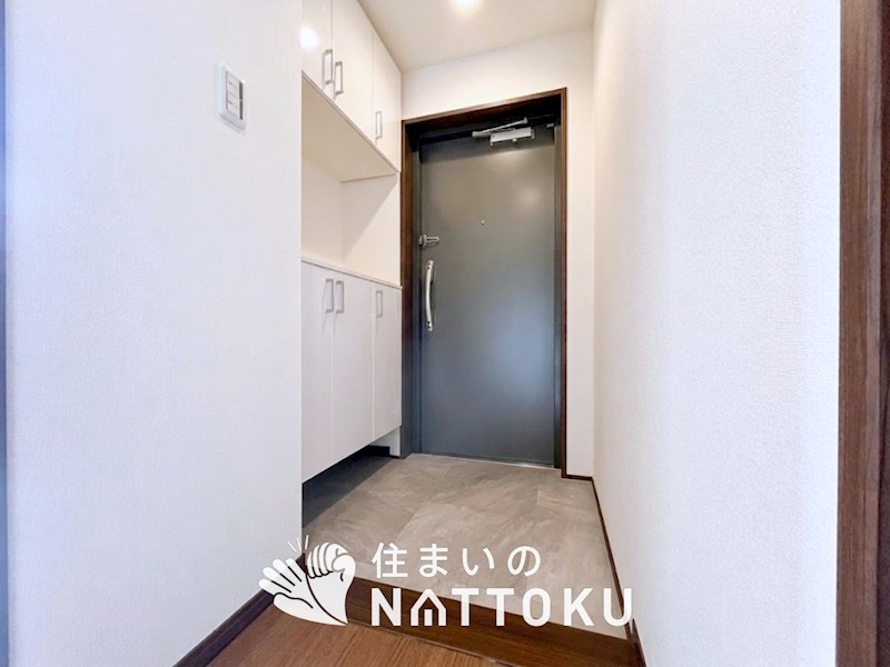 日興交野スカイマンション 現地写真（玄関）