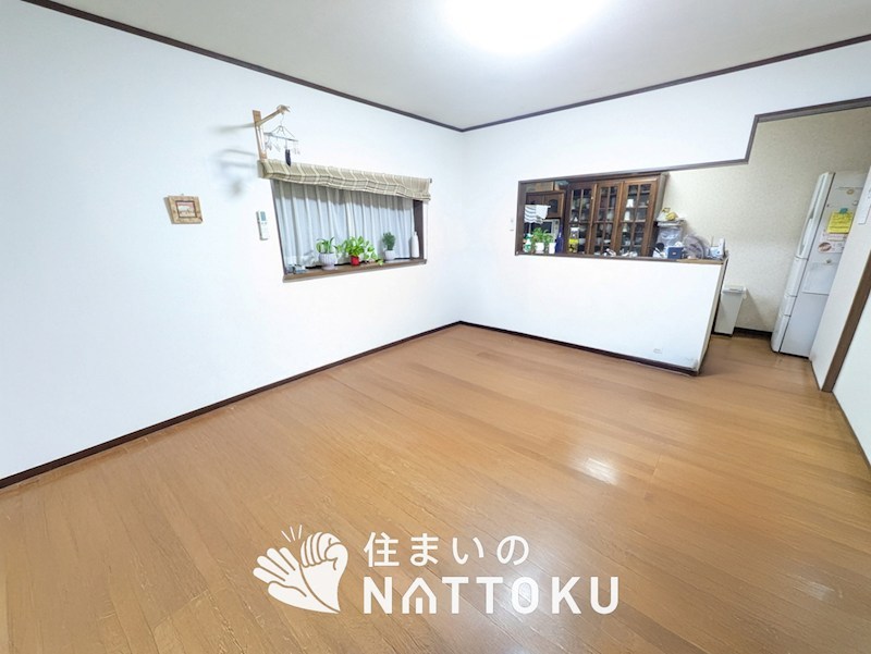 枚方市長尾家具町  内観写真（リビング）