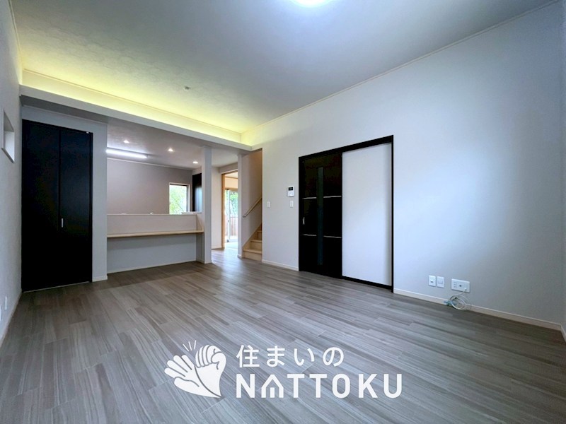 枚方市尊延寺　 内観写真（リビング）