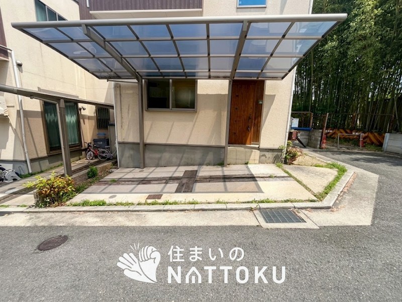 枚方市尊延寺　 現地写真（駐車場）