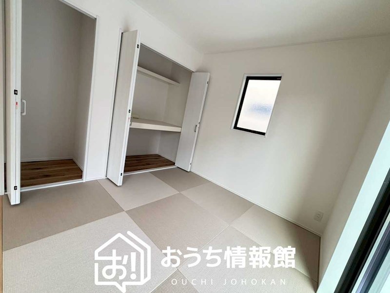 岐阜市茜部菱野　B号地  内観写真（リビング以外の居室）
