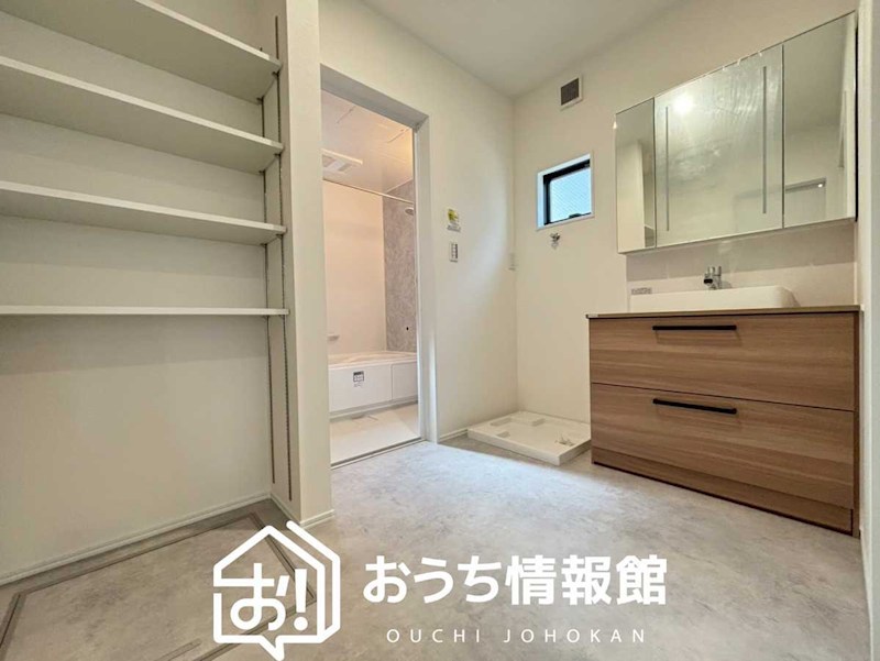 岐阜市茜部菱野　B号地  内観写真（洗面台・洗面所）