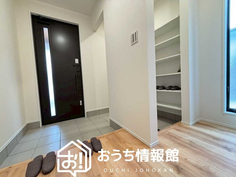 岐阜市東鶉　A号地　 現地写真（玄関）