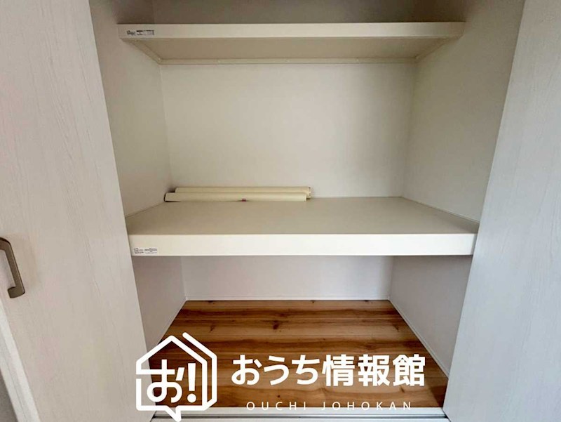 岐阜市東鶉　A号地　 内観写真（収納）