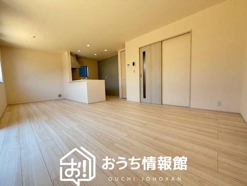 美濃加茂市西町　3号地 内観写真（リビング）