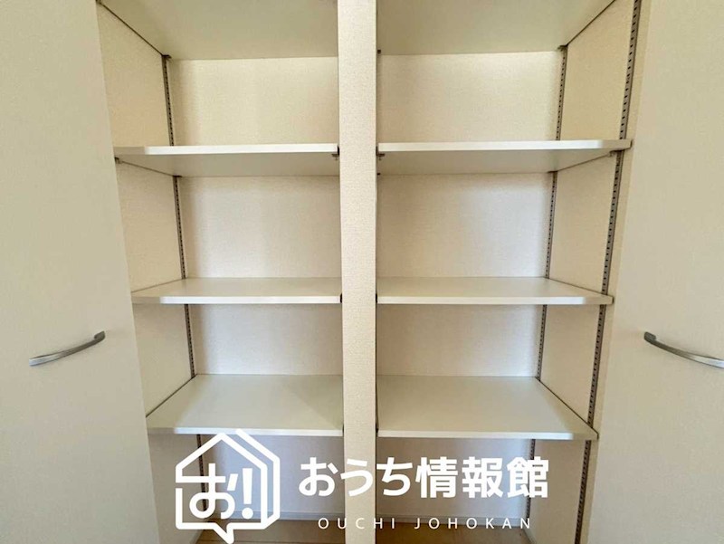岐阜市西川手　1号地 内観写真（収納）