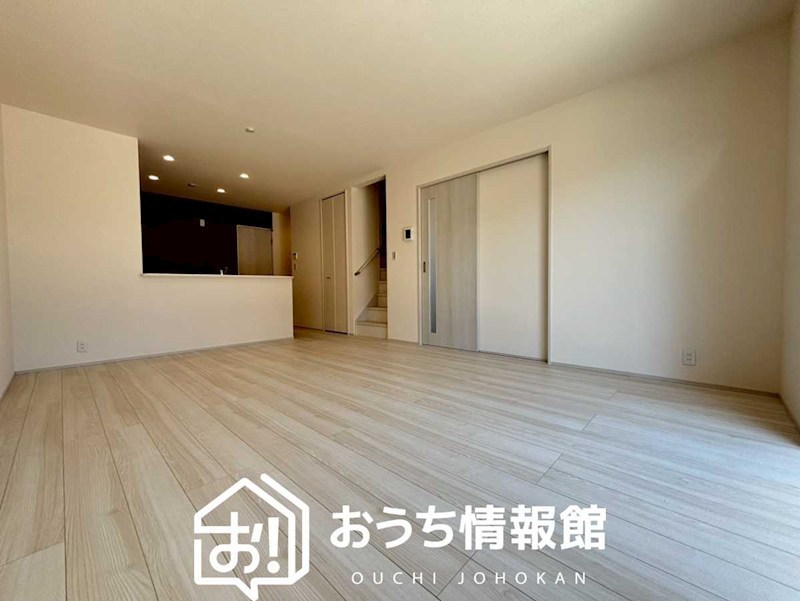岐阜市西川手　2号地  内観写真（リビング）