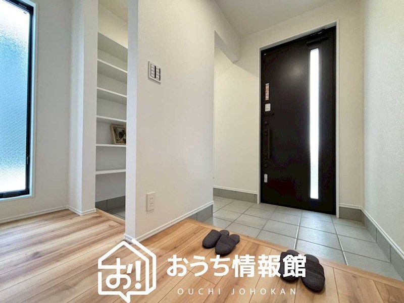 岐阜市茜部菱野　C号地 現地写真（玄関）
