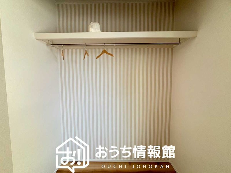 岐阜市茜部菱野　C号地 内観写真（収納）