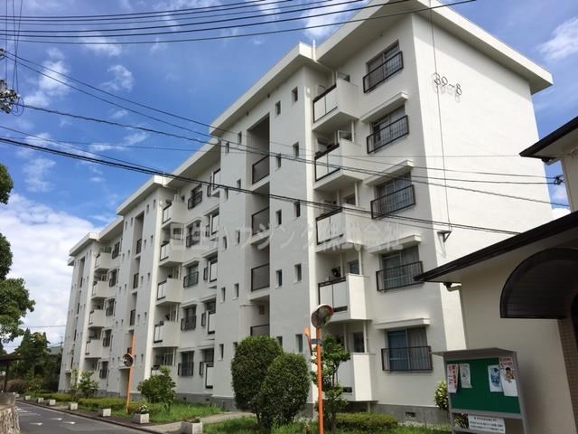 泉北槇塚台住宅8号棟 外観写真