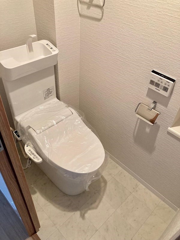 ロイヤルアーク泉ヶ丘 その他