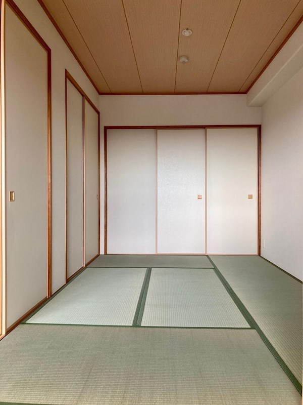 ロイヤルアーク泉ヶ丘 その他