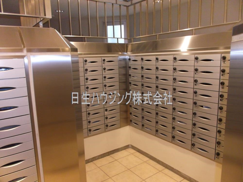 ロイヤルアーク泉ヶ丘 その他