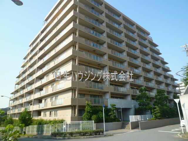 ロイヤルシャトー泉ヶ丘 外観写真