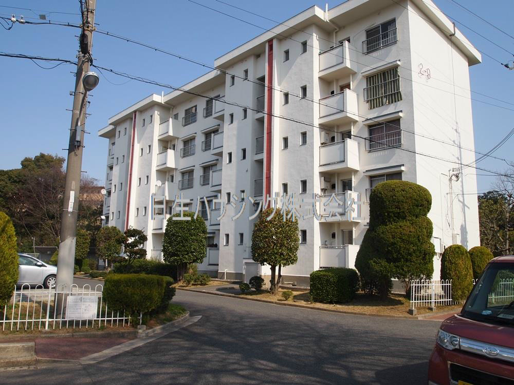 茶山台第１次住宅9号棟 外観写真