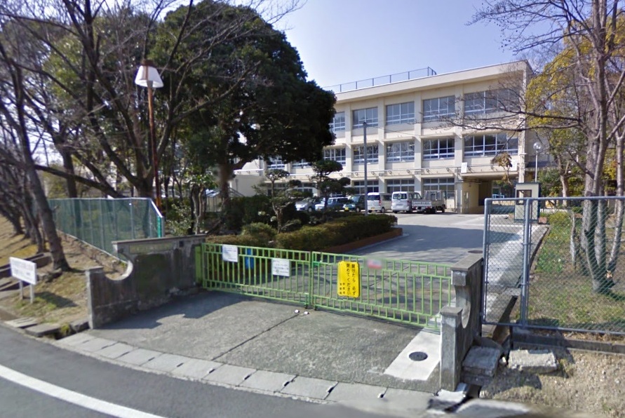 茶山台第１次住宅11号棟 周辺画像1