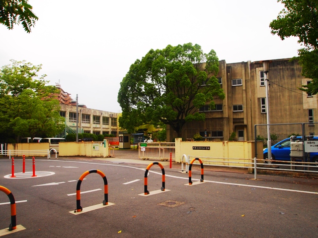 ロイヤルアーク泉ヶ丘 周辺画像1