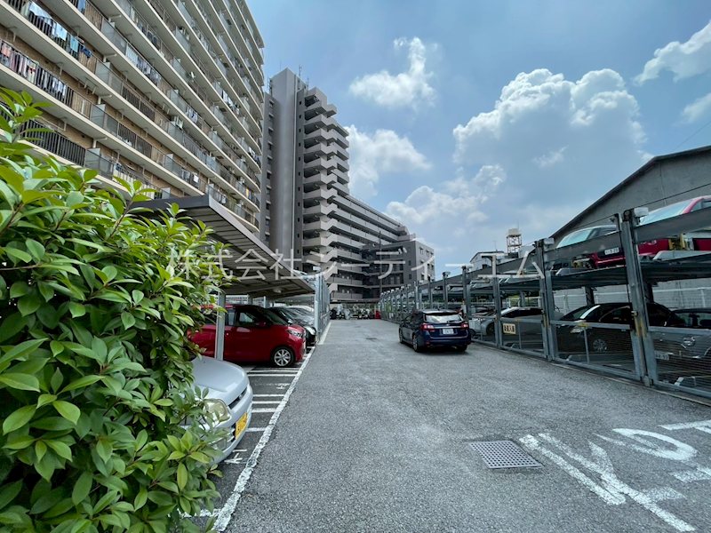 ダイアパレス竹ノ塚Ⅱ 共用部写真（駐車場）