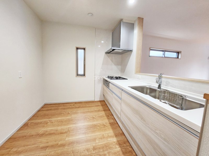 武蔵村山市伊奈平5丁目　2号棟 その他