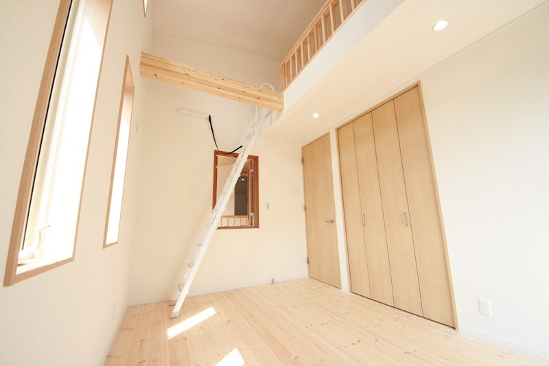 天然無垢材を使用した上質空間　日野市程久保　条件付き売地 その他