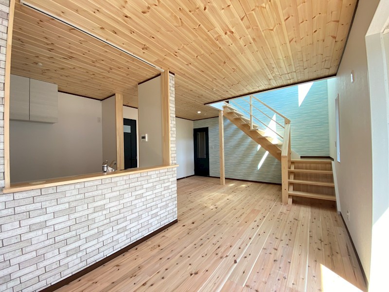 天然無垢材を使用した上質空間　日野市程久保　条件付き売地  その他