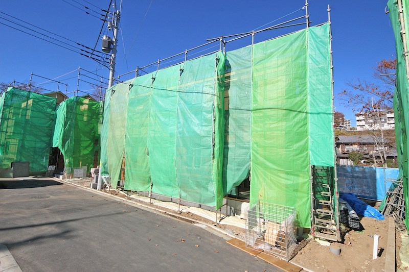 稲城市若葉台　2号棟 外観写真