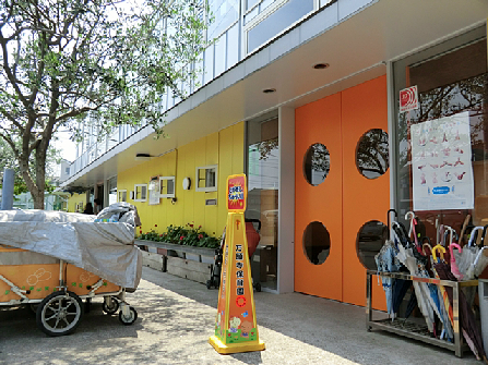 万願寺徒歩5分の好立地　東南角地のデザイナーズ住宅 周辺画像3