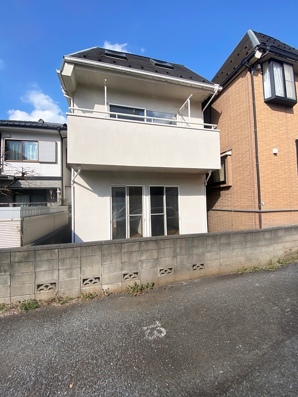 立川市若葉町　【外内装フルリフォーム新築のような中古戸建て】 外観写真