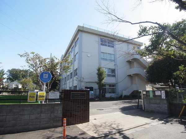三鷹市井口、両面道路で地型良好の建築条件なし売地 周辺画像1