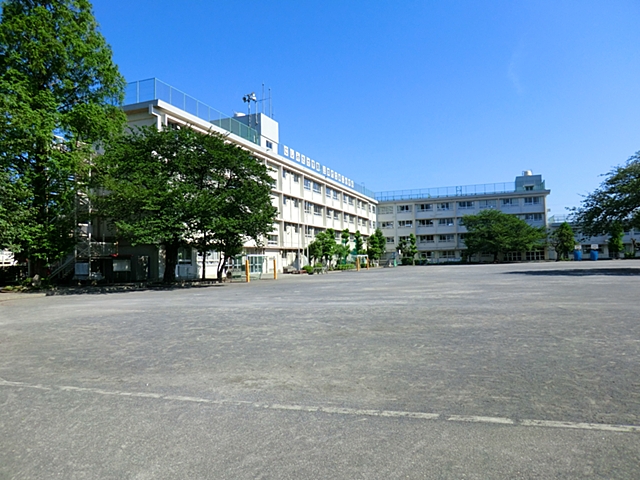 三鷹市井口、両面道路で地型良好の建築条件なし売地 周辺画像3