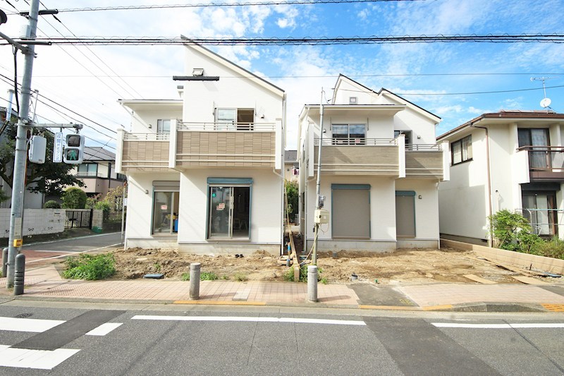 多摩市一ノ宮４丁目　新築戸建て　～太陽光パネル設置物件＋広々17帖のＬＤＫ～ 現地写真