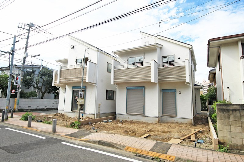 多摩市一ノ宮４丁目　新築戸建て　～太陽光パネル設置物件＋広々17帖のＬＤＫ～ 現地写真