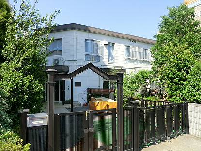 多摩市一ノ宮４丁目　新築戸建て　～太陽光パネル設置物件＋広々17帖のＬＤＫ～ 幼稚園
