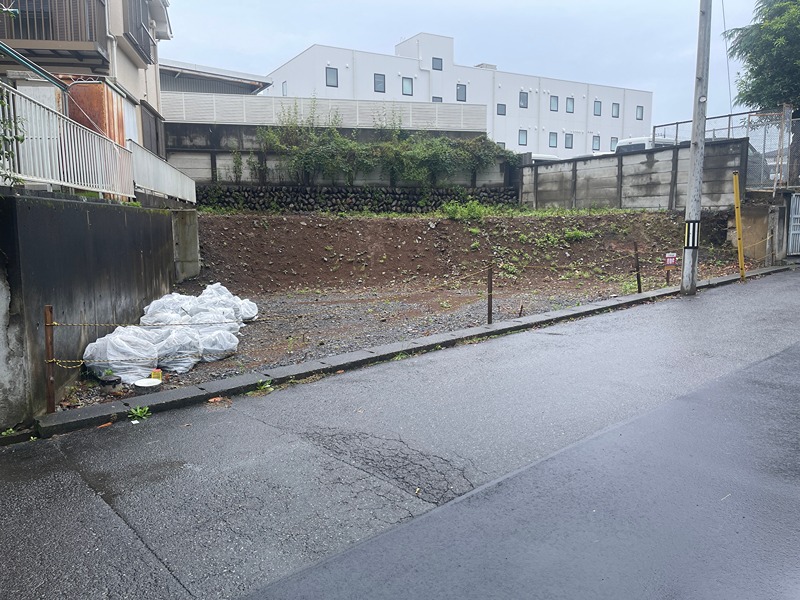 敷地面積　約47坪超　建築条件なし売地 現地写真