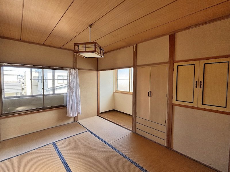 松原東４丁目中古住宅 内観写真（リビング以外の居室）
