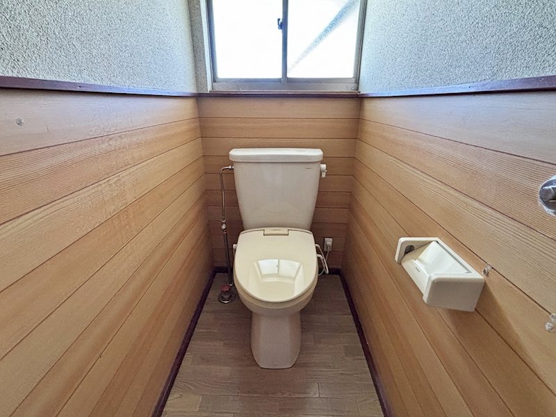 松原東４丁目中古住宅 内観写真（トイレ）