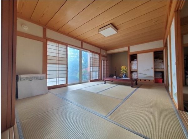 中泊町今泉唐崎240-11他 中古住宅 内観写真（リビング以外の居室）