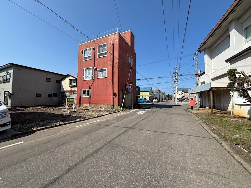港町2丁目売地 現地写真（前面道路含む現地写真）