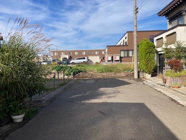 羽白池上土地 現地写真（前面道路含む現地写真）