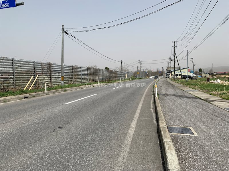 浪岡女鹿沢西富田売地 現地写真（前面道路含む現地写真）