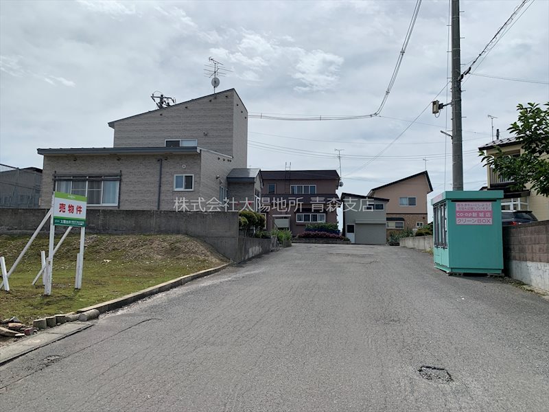新城山田売地 現地写真（前面道路含む現地写真）