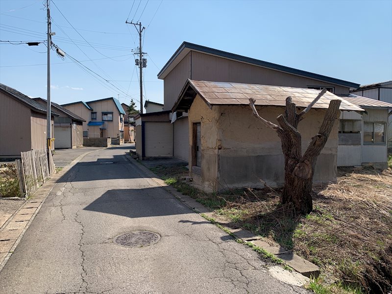 浪岡若松売地Ａ 現地写真（前面道路含む現地写真）