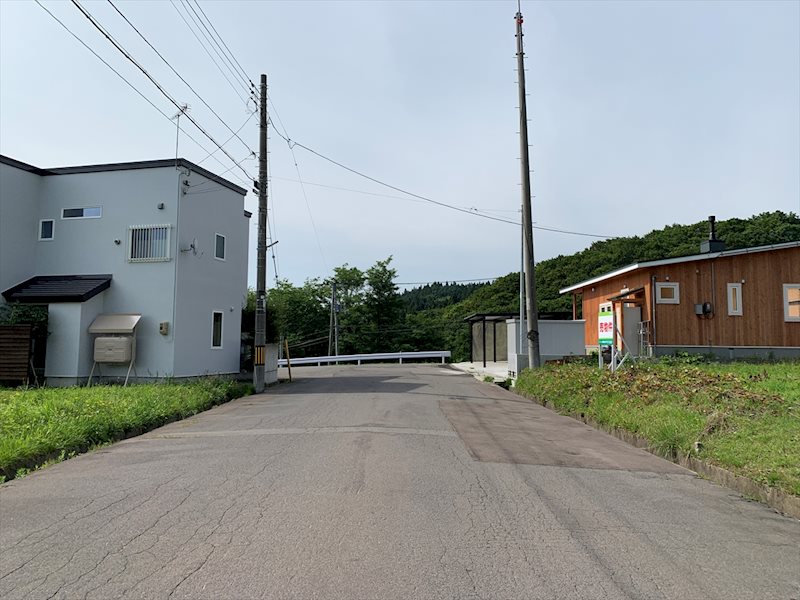 高田朝日山売地 現地写真（前面道路含む現地写真）