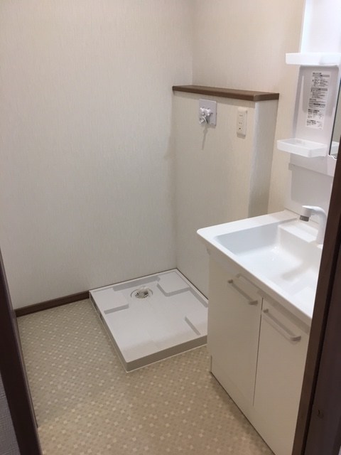 サンシティ亀田本町 内観写真（洗面台・洗面所）